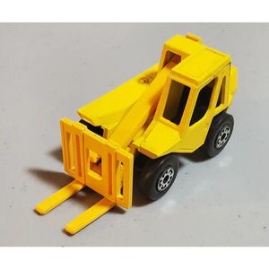 Matchbox Lesney #48 Sambron Jacklift Yellow England Base